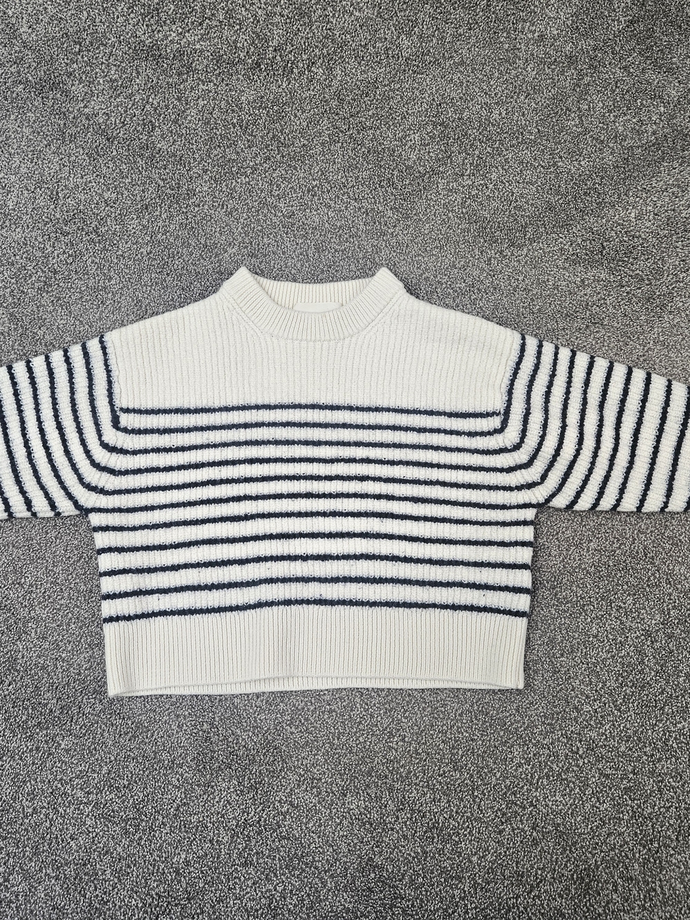 Wilfred Striped Knit Sweater - White & Navy